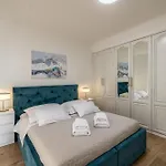 With Rated Breakfast Zap Apartament Split