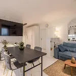 Apartament With Rated Breakfast Zap