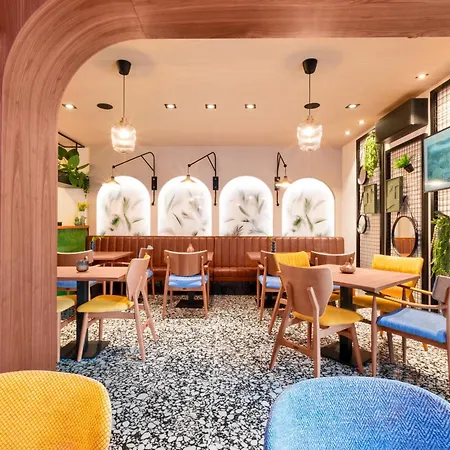 Apartman With Rated Breakfast Zap