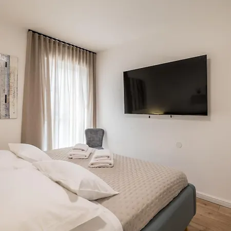 With Rated Breakfast Zap Apartman