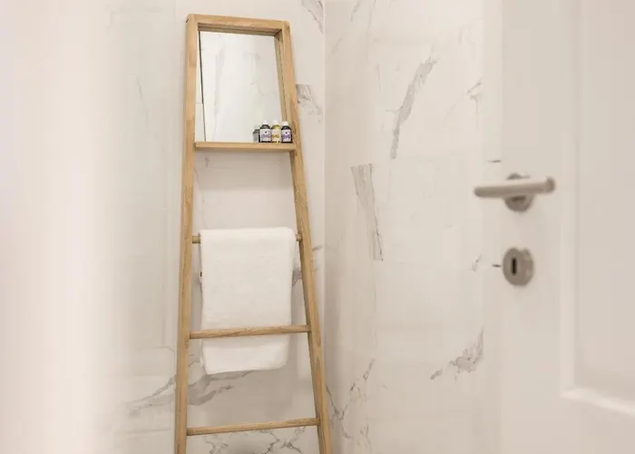 Apartman With Rated Breakfast Zap Split