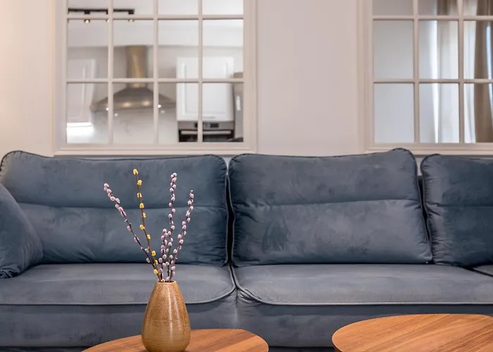 With Rated Breakfast Zap Apartman *