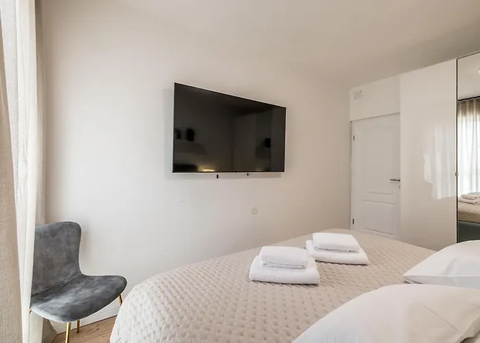 With Rated Breakfast Zap * Split